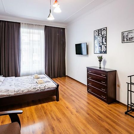 Bv Apartments Exquisite Lviv Dış mekan fotoğraf