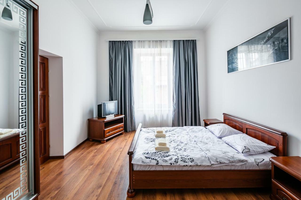 Bv Apartments Exquisite Lviv Dış mekan fotoğraf