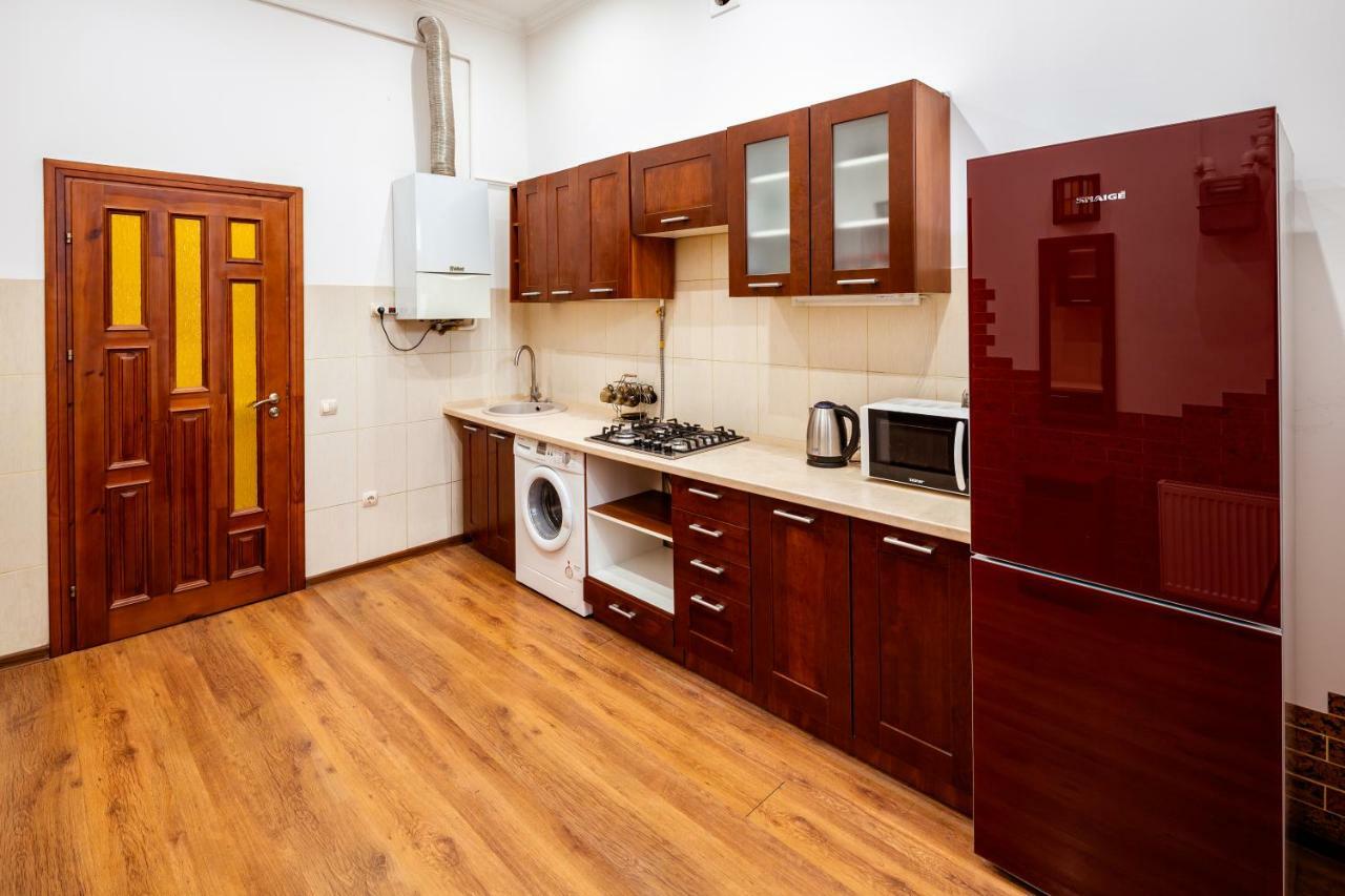 Bv Apartments Exquisite Lviv Dış mekan fotoğraf